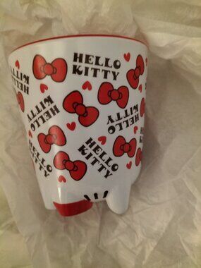 Hello Kitty cup Japan only exclusive